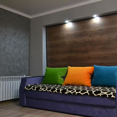 Хай-Тек Апартаменты В Центре По Гоголя51 Karagandy Exteriér fotografie